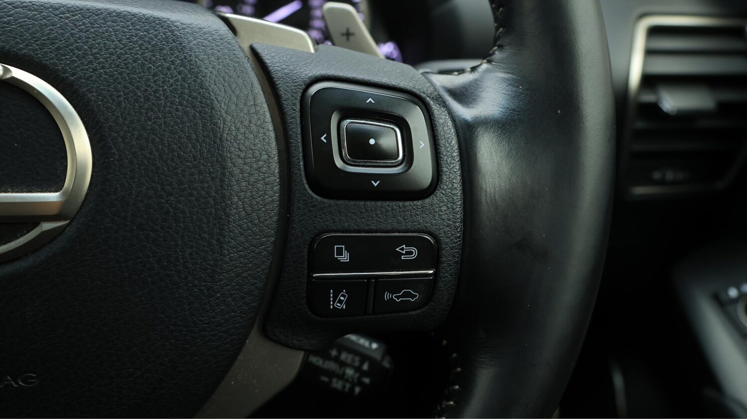 Used Lexus NX 2018 for sale - 76031957: Photo 25