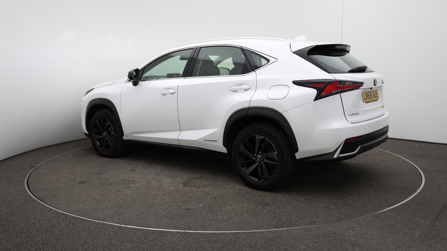 Used Lexus NX 2018 for sale - 76031957: Photo 35