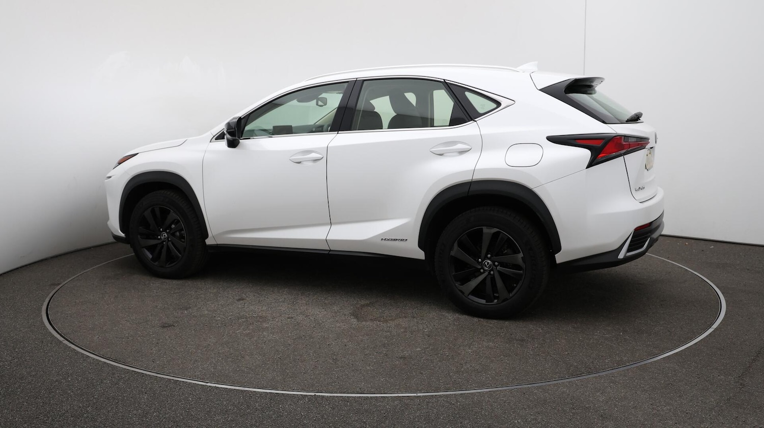 Used Lexus NX 2018 for sale - 76031957: Photo 47