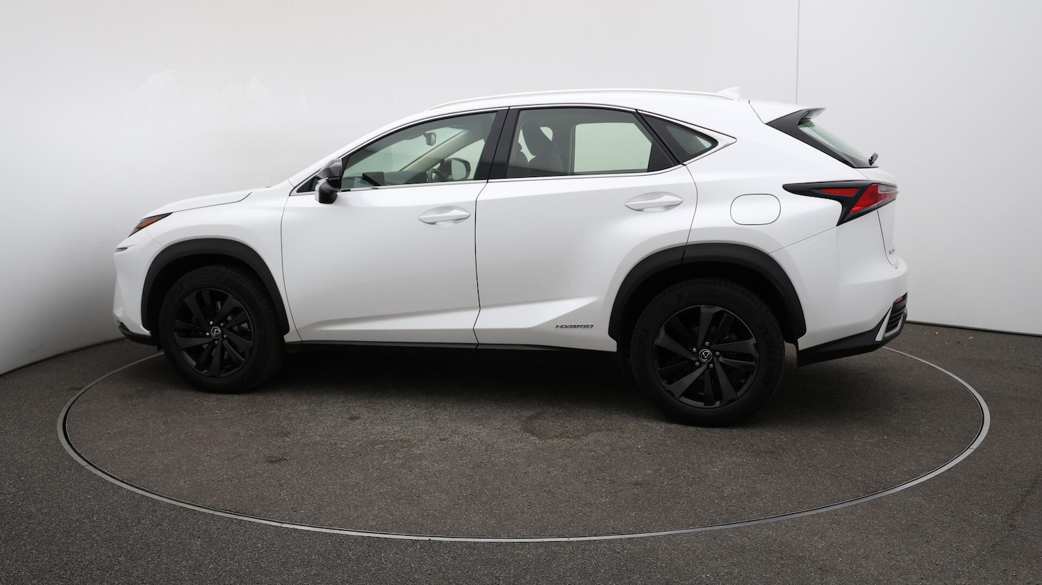 Used Lexus NX 2018 for sale - 76031957: Photo 58
