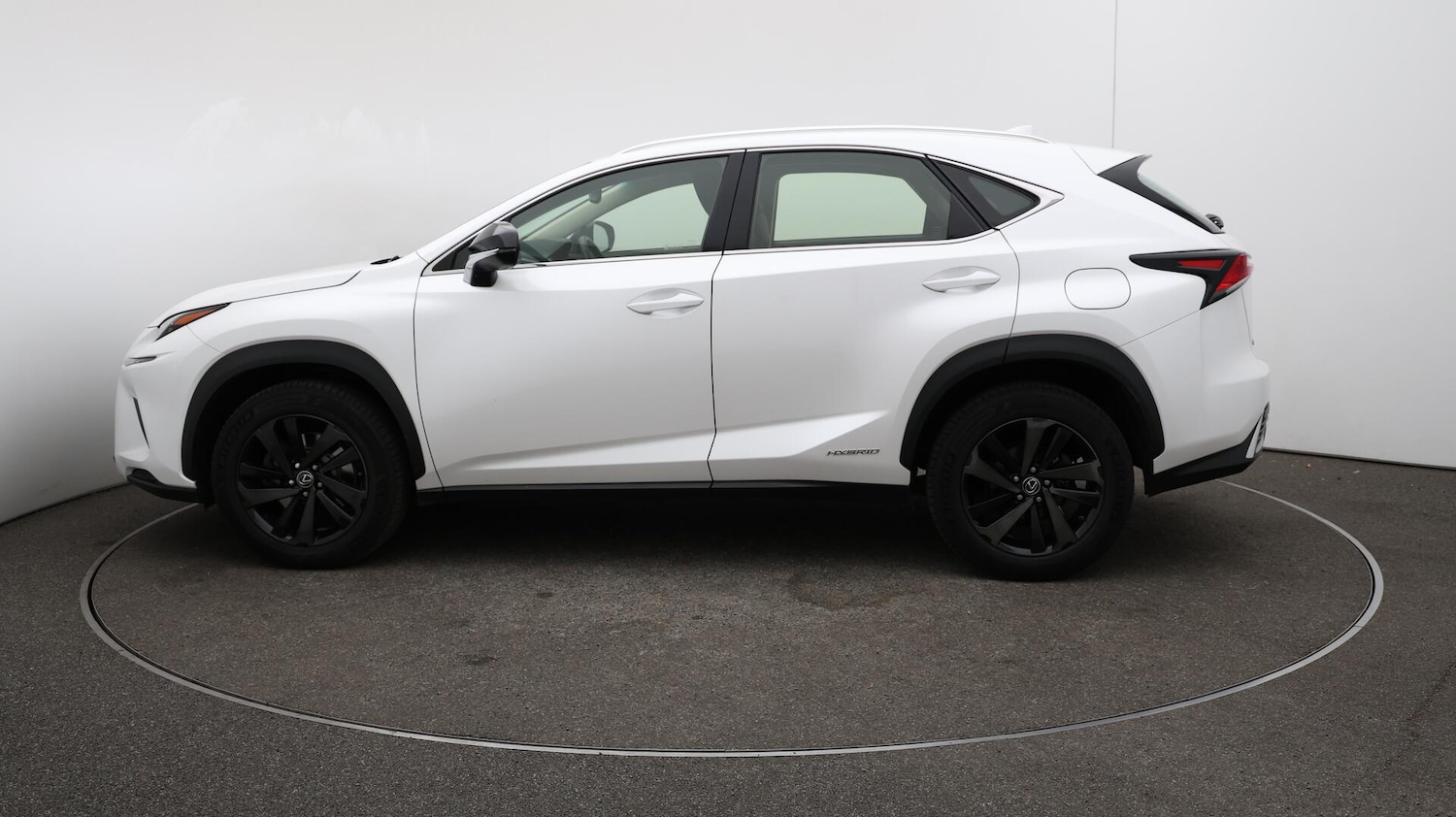 Used Lexus NX 2018 for sale - 76031957: Photo 64