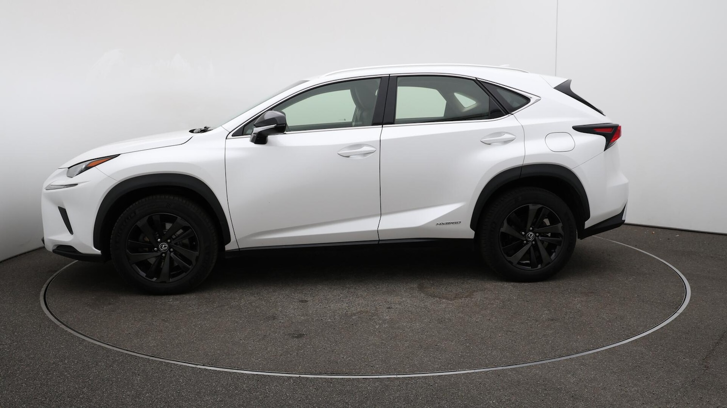 Used Lexus NX 2018 for sale - 76031957: Photo 65