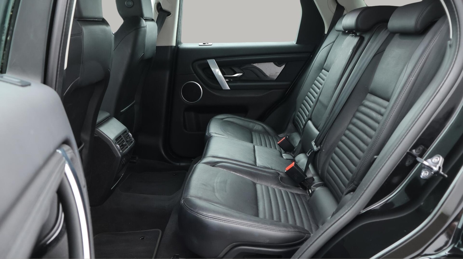 Used Land Rover Discovery Sport 2021 for sale - 76152762: Photo 17