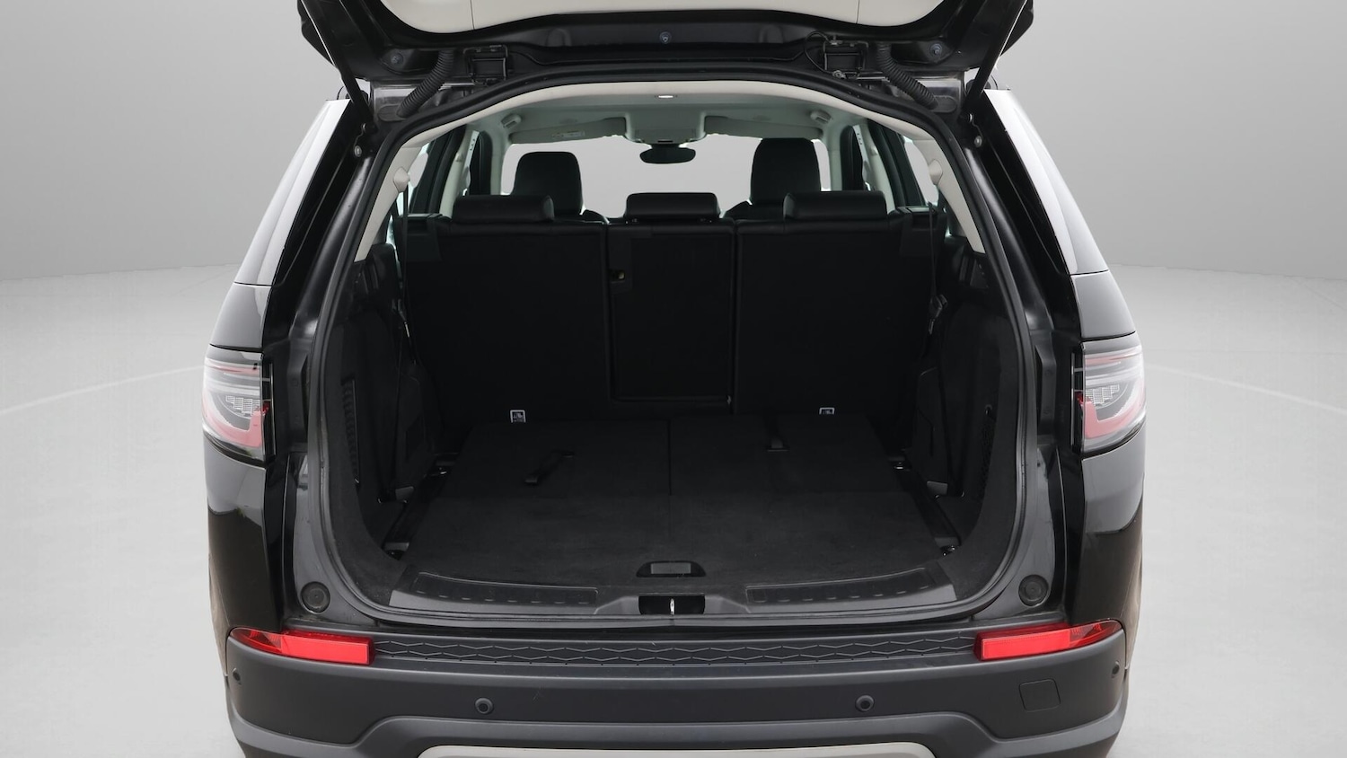 Used Land Rover Discovery Sport 2021 for sale - 76152762: Photo 18