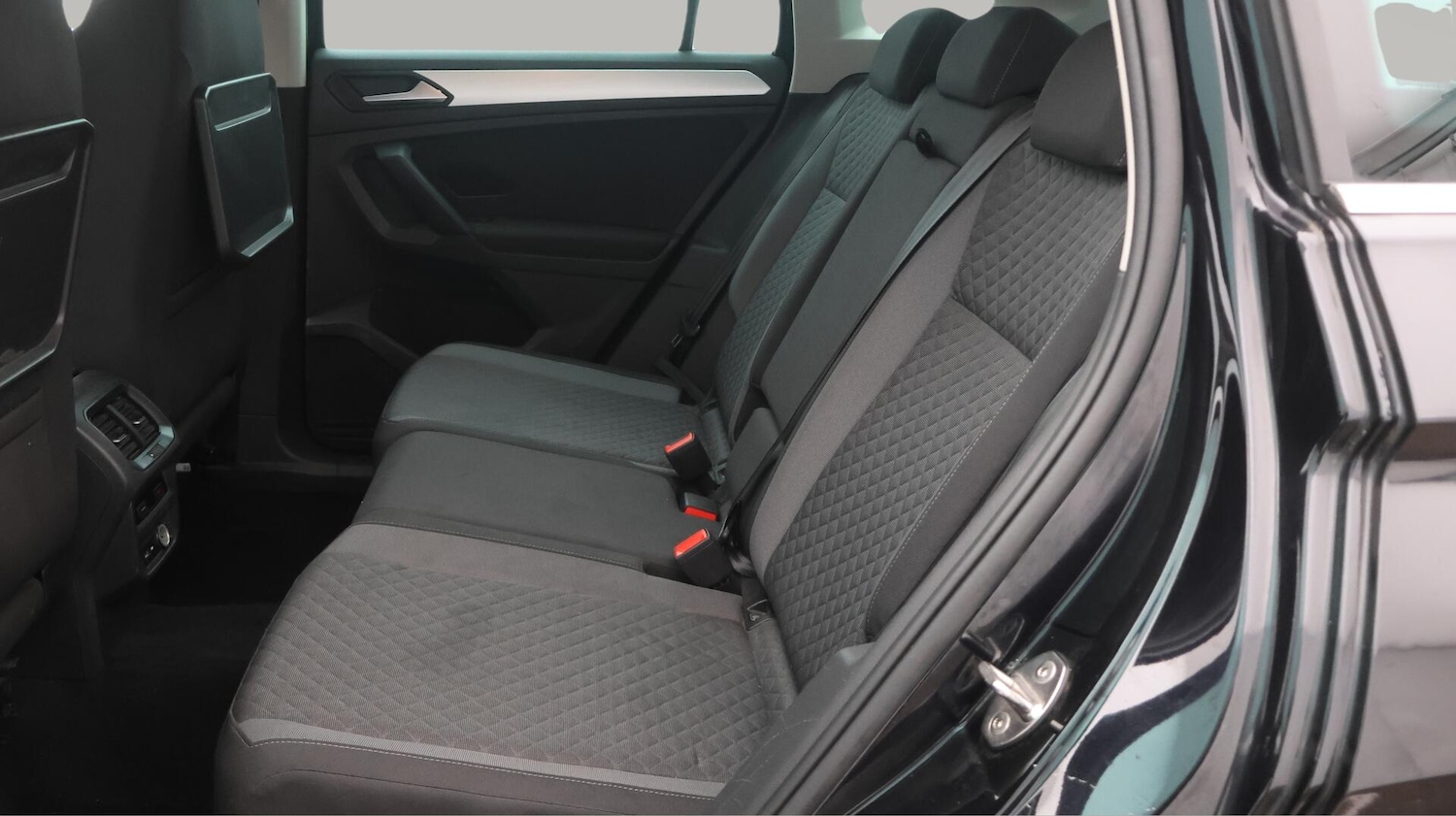 Used Volkswagen Tiguan 2019 for sale - 76432937: Photo 17