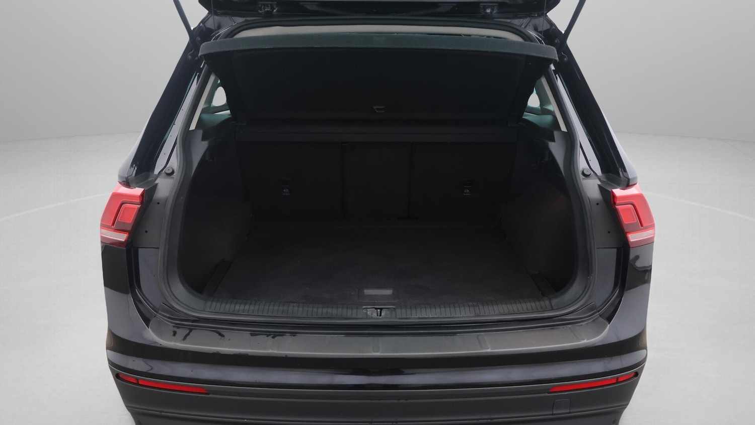 Used Volkswagen Tiguan 2019 for sale - 76432937: Photo 18