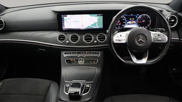 Used Mercedes-Benz E Class 2020 for sale - 76326517: Photo 14