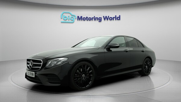 Used Mercedes-Benz E Class 2020 for sale - 76326517: Photo 4