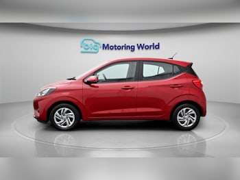 Used Hyundai i10 2023 for sale - 78313800: Photo