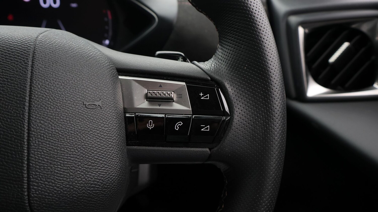 Used DS Automobiles DS 3 2023 for sale - 77364160: Photo 26