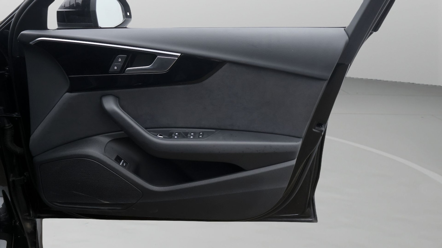 Used Audi A4 Avant for sale - 77831582: Photo 15