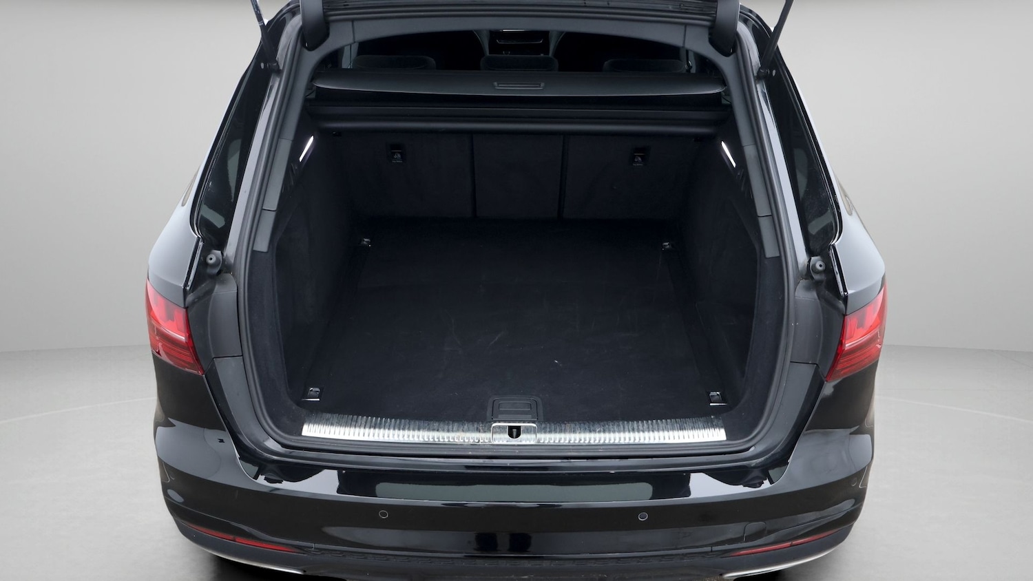 Used Audi A4 Avant for sale - 77831582: Photo 17