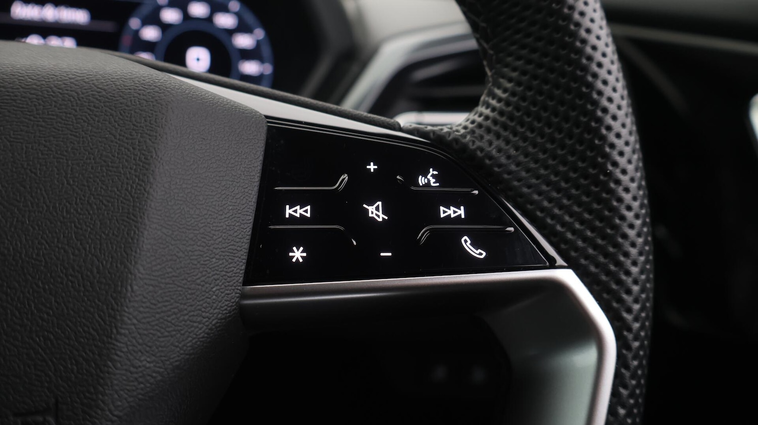 Used Audi Q4 e-tron 2024 for sale - 76485849: Photo 28