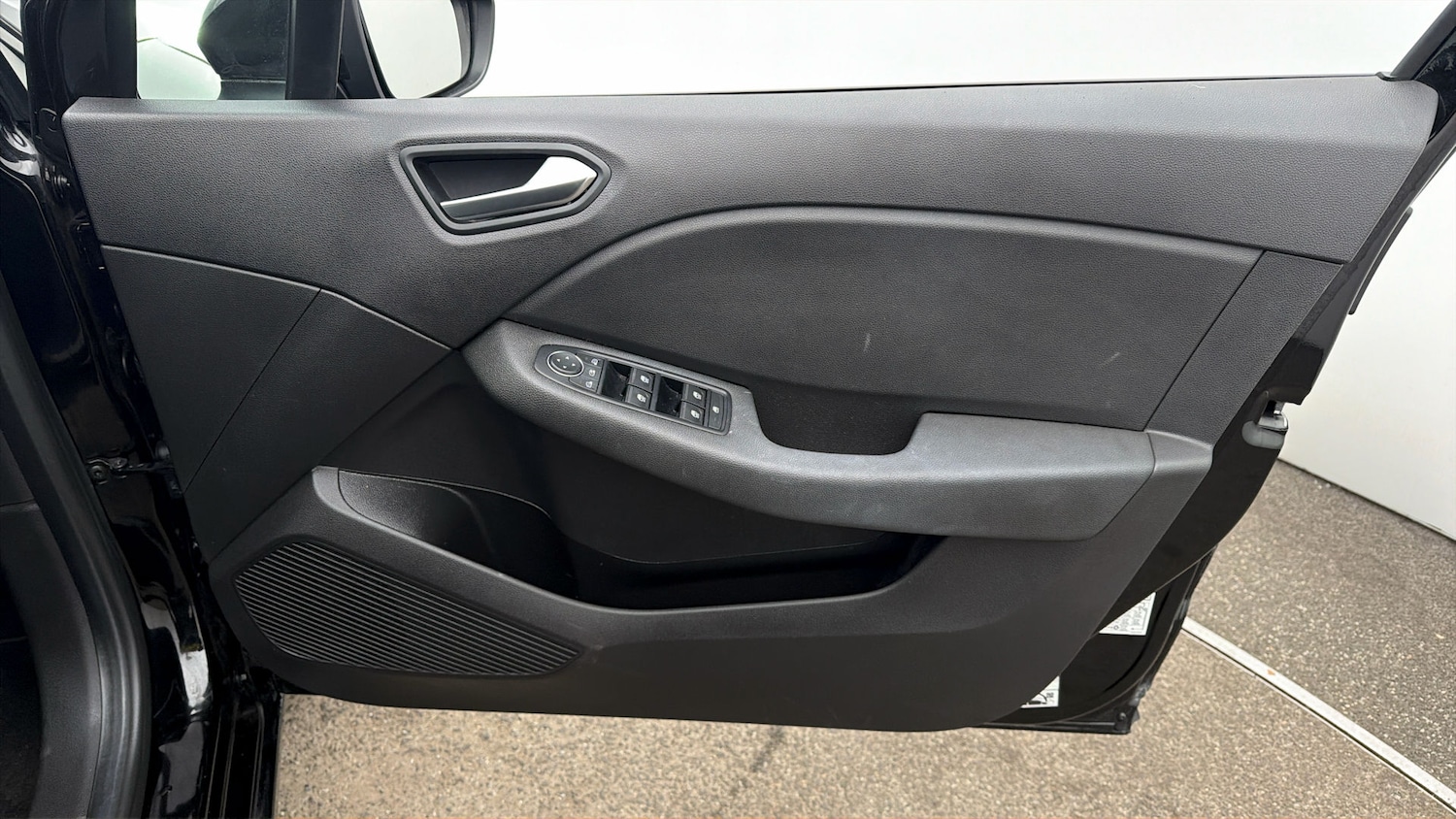 Used Renault Clio 2024 for sale - 77997536: Photo 14