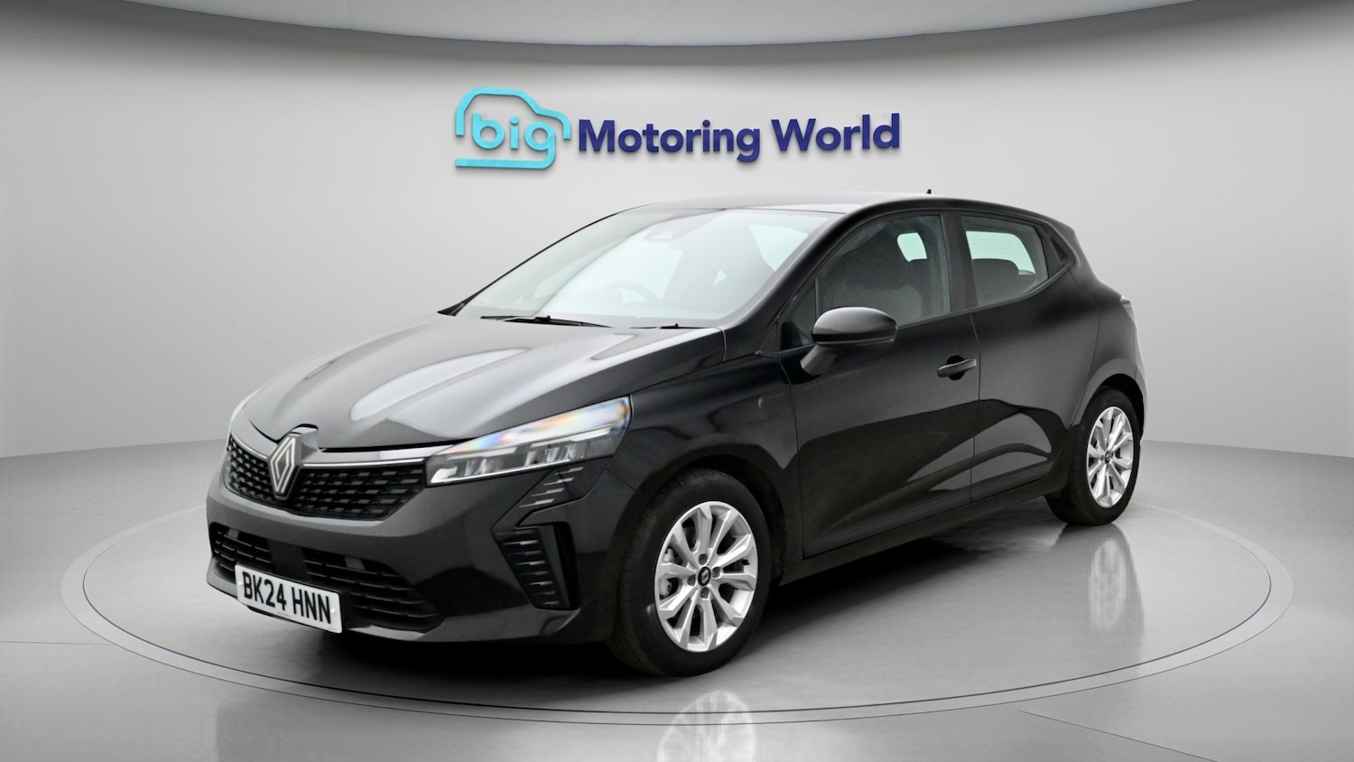 Used Renault Clio 2024 for sale - 77997536: Photo 3