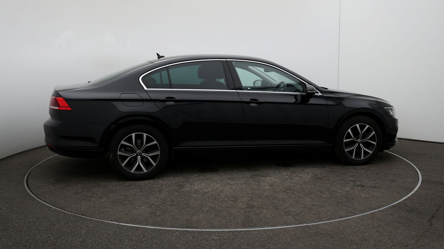 Used Volkswagen Passat for sale - 76811697: Photo 43