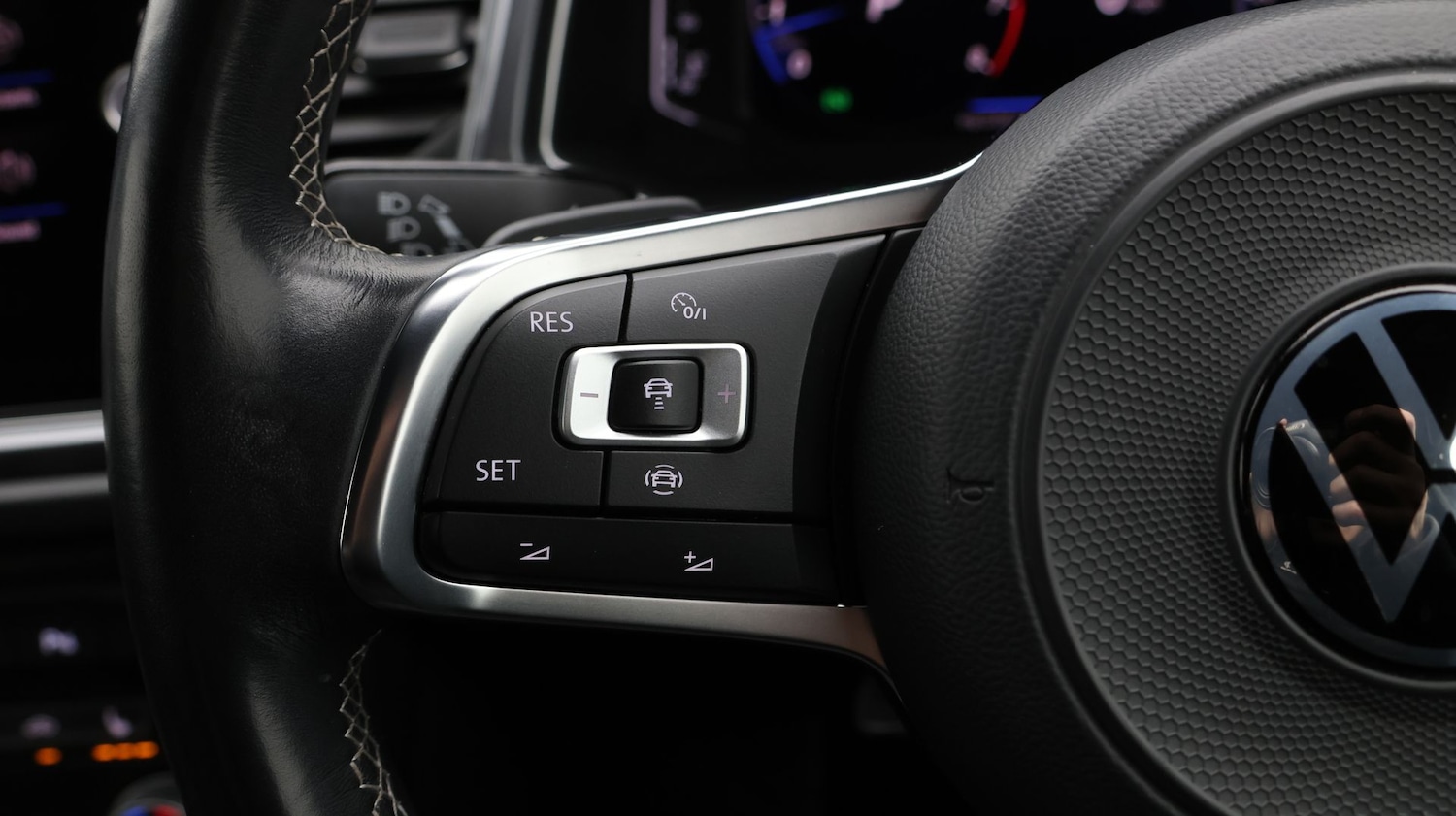 Used Volkswagen T-Roc 2020 for sale - 77601885: Photo 23