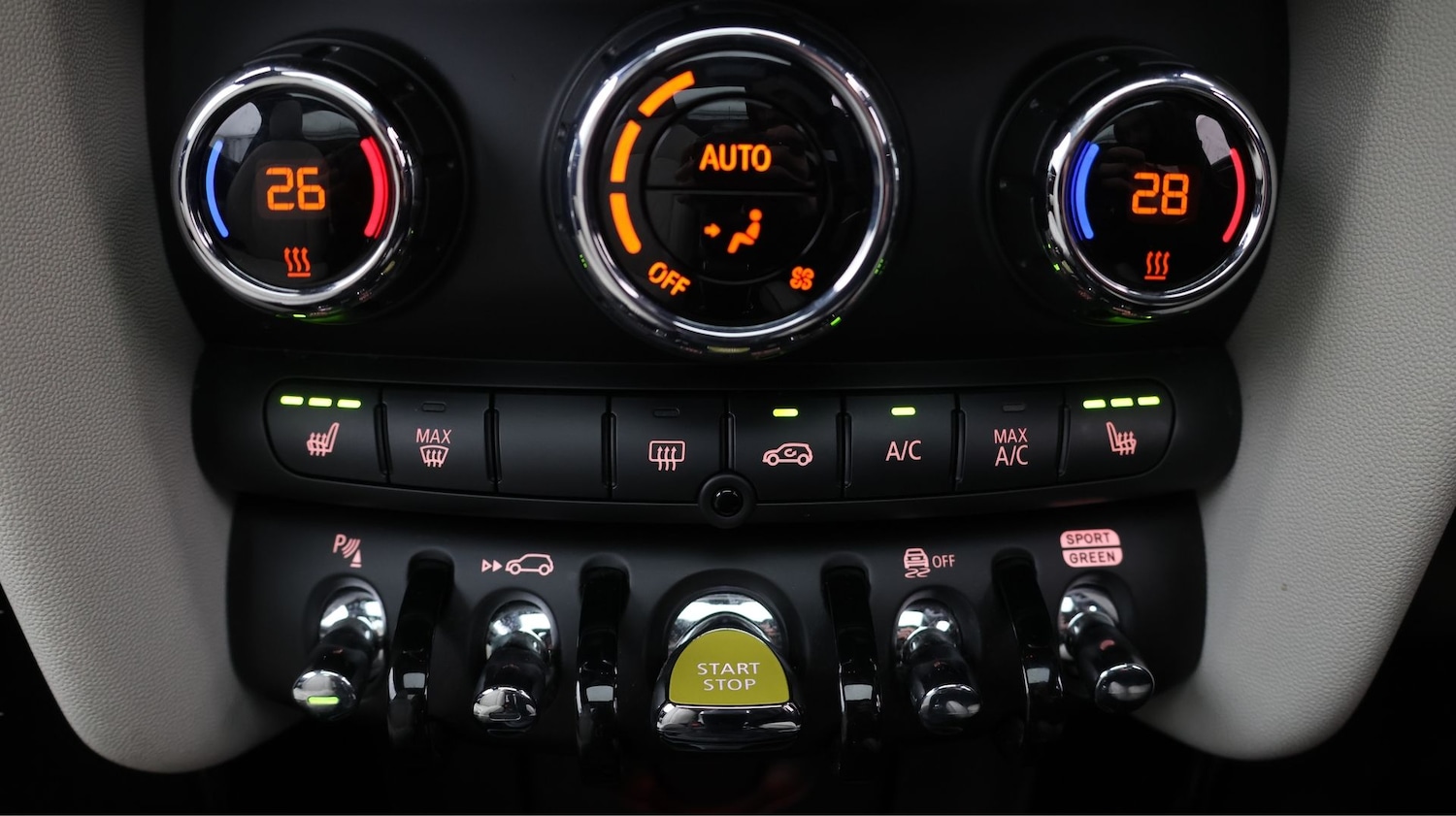 Used MINI Hatch 2023 for sale - 77556381: Photo 12