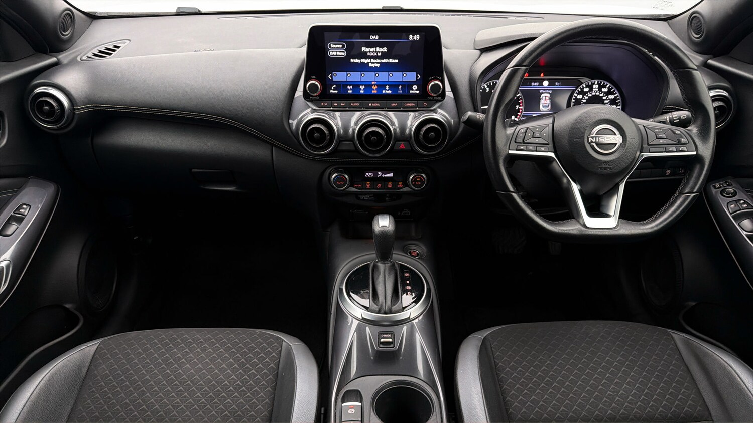 Used Nissan Juke 2023 for sale - 78210356: Photo 12