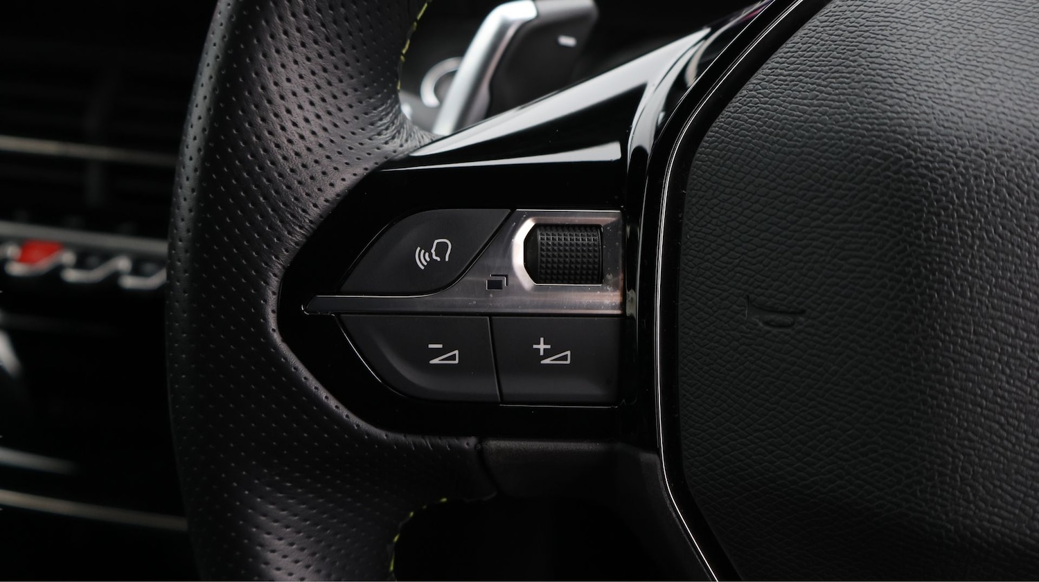 Used Peugeot 2008 2022 for sale - 77416844: Photo 25