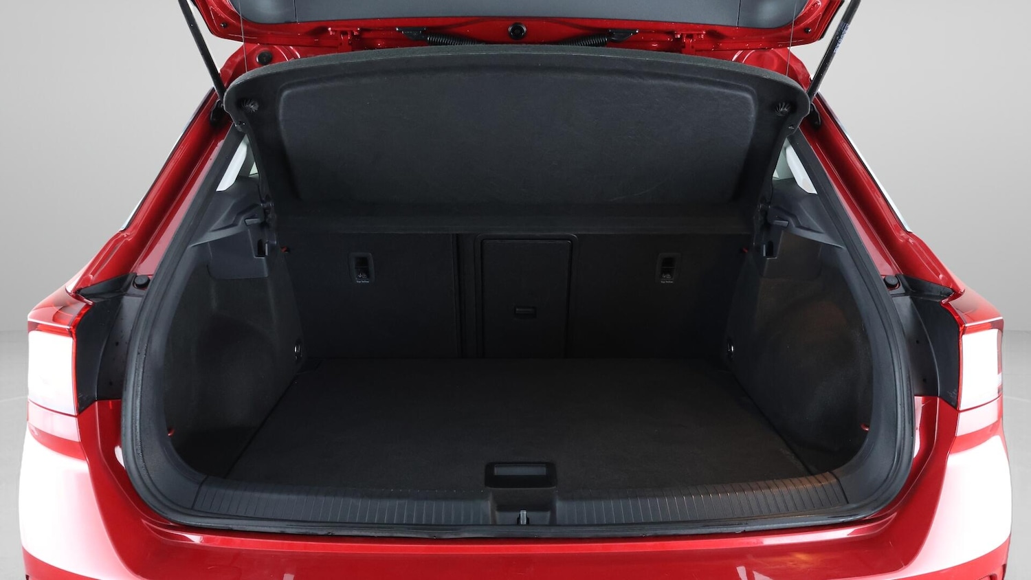 Used Volkswagen T-Roc 2023 for sale - 75989826: Photo 17