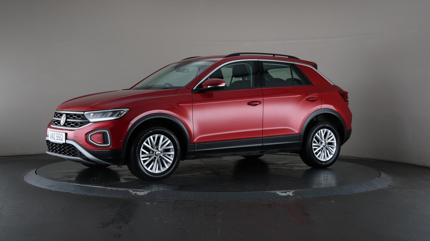 Used Volkswagen T-Roc 2023 for sale - 75989826: Photo 40