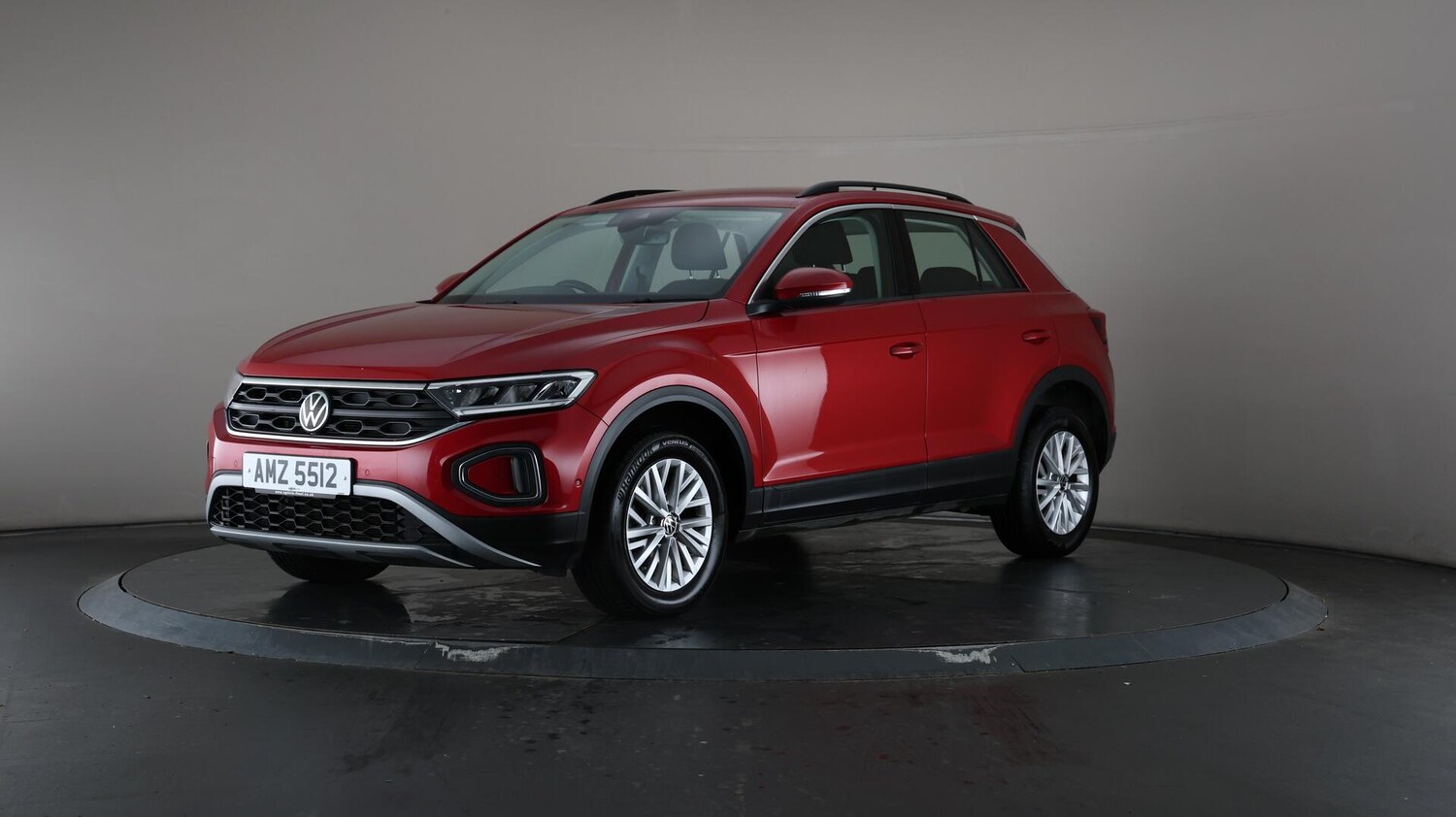 Used Volkswagen T-Roc 2023 for sale - 75989826: Photo 42