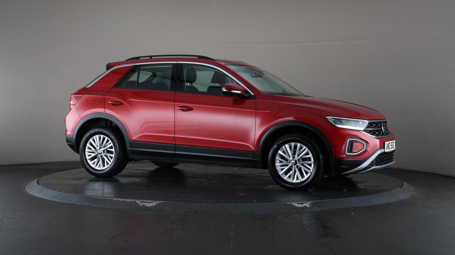 Used Volkswagen T-Roc 2023 for sale - 75989826: Photo 55