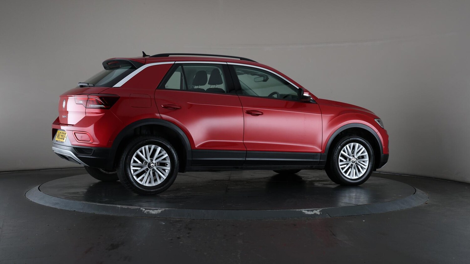 Used Volkswagen T-Roc 2023 for sale - 75989826: Photo 62