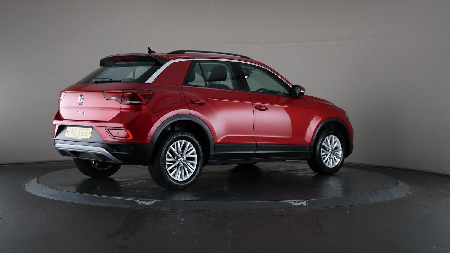 Used Volkswagen T-Roc 2023 for sale - 75989826: Photo 64