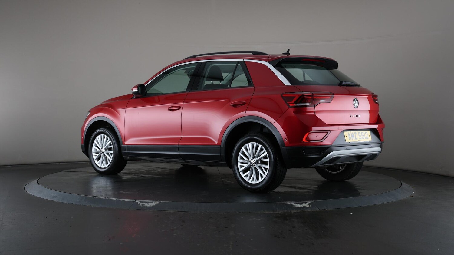 Used Volkswagen T-Roc 2023 for sale - 75989826: Photo 73