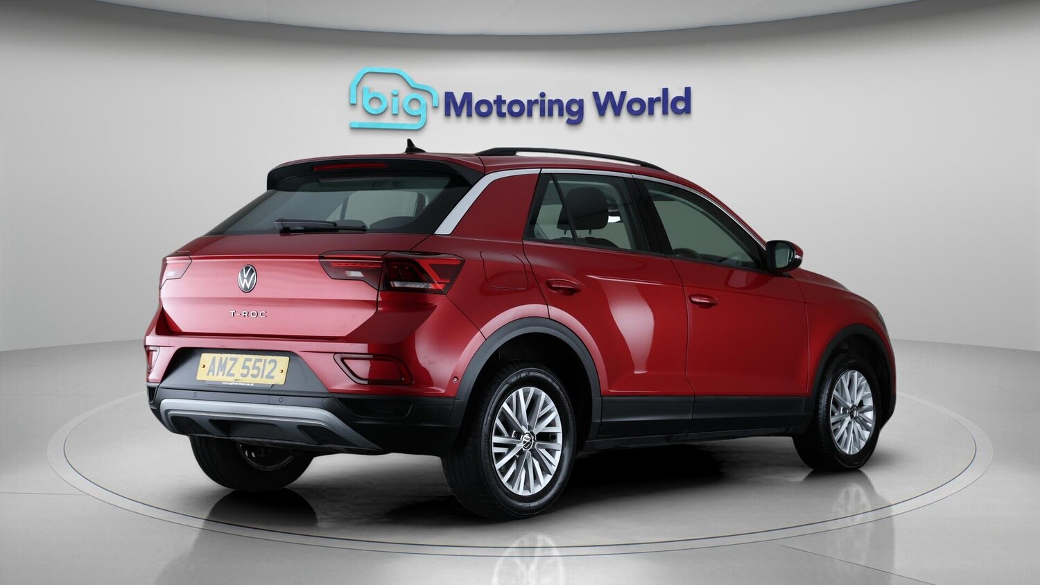 Used Volkswagen T-Roc 2023 for sale - 75989826: Photo 8