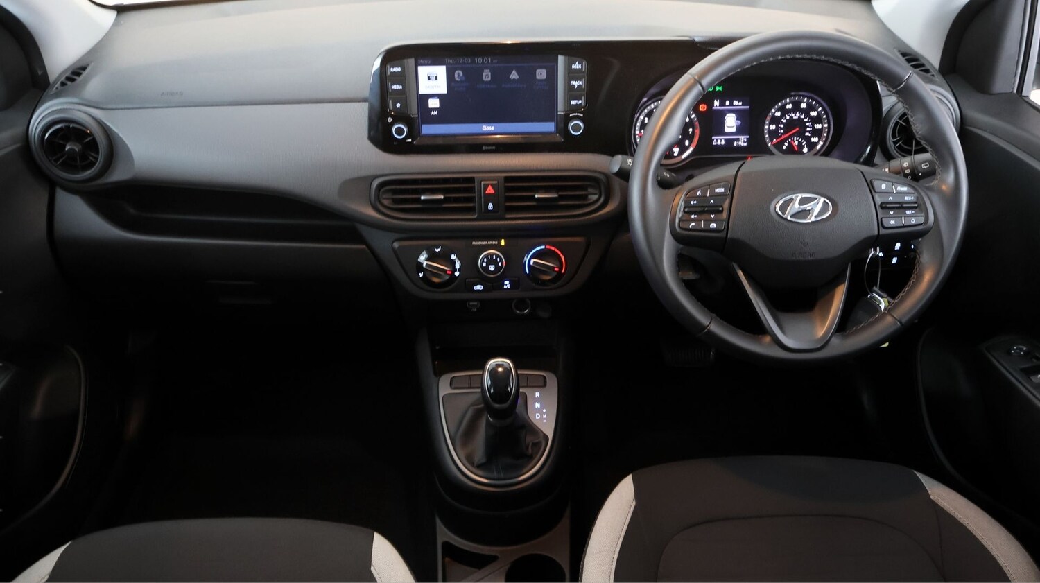 Used Hyundai i10 2023 for sale - 77935905: Photo 12