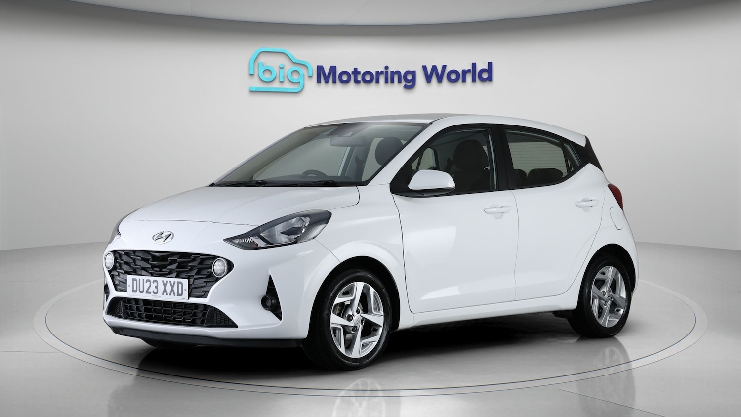 Used Hyundai i10 2023 for sale - 77935905: Photo 3