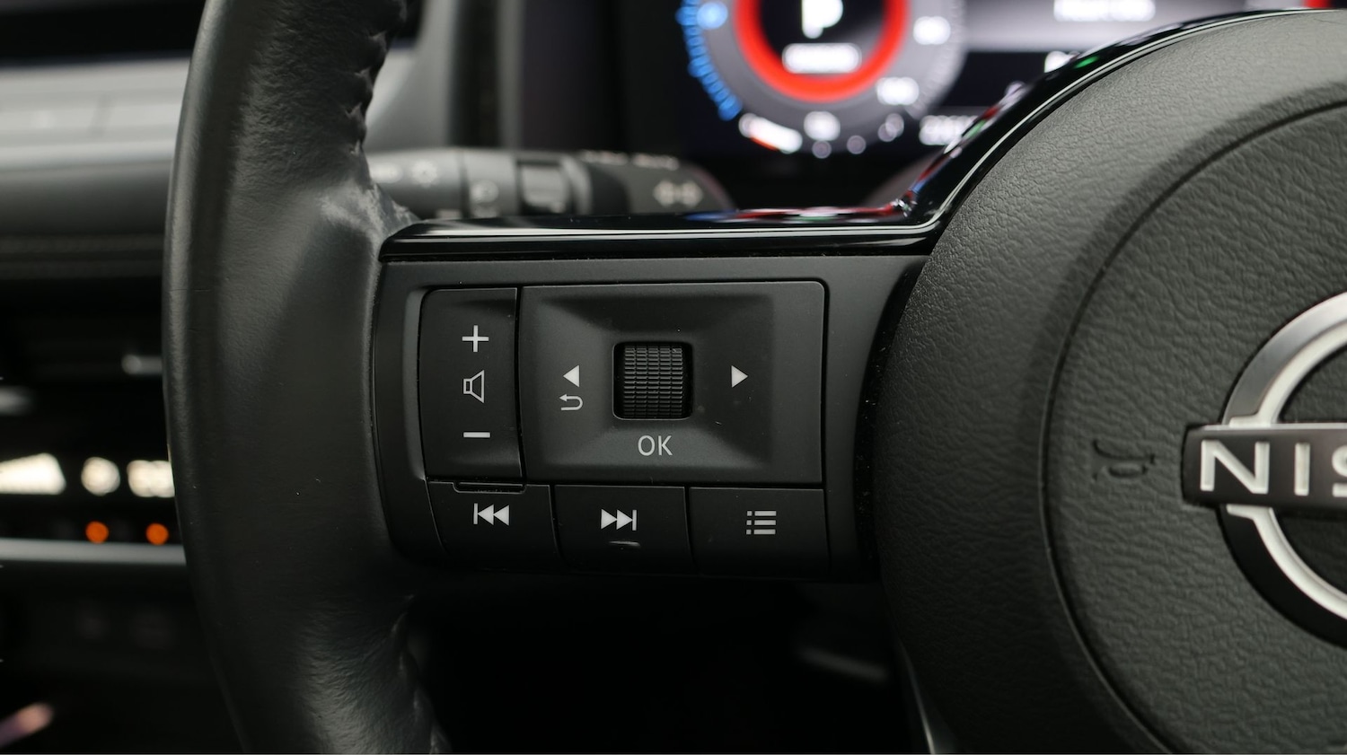 Used Nissan X-Trail 2023 for sale - 77423304: Photo 25