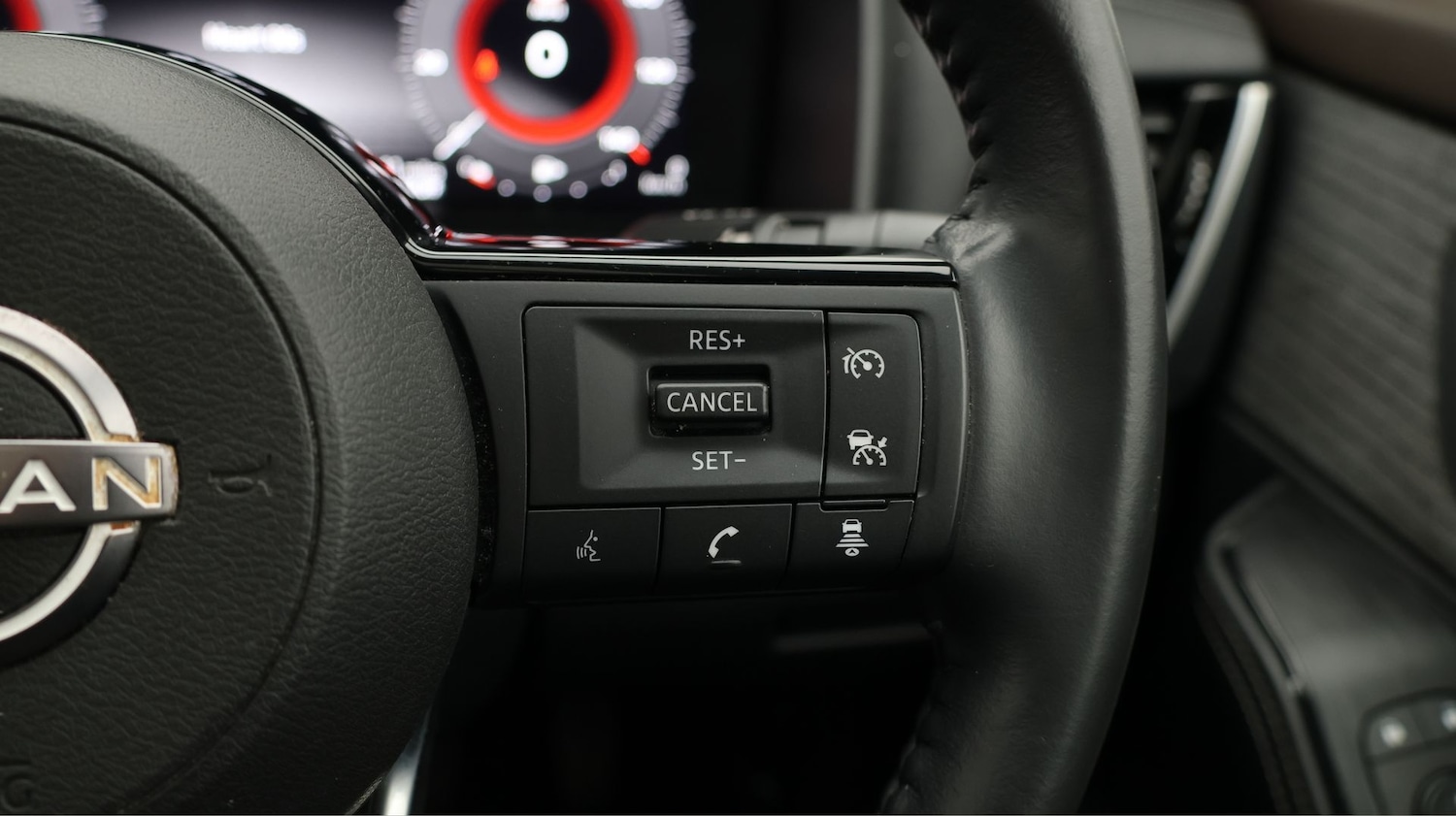 Used Nissan X-Trail 2023 for sale - 77423304: Photo 26