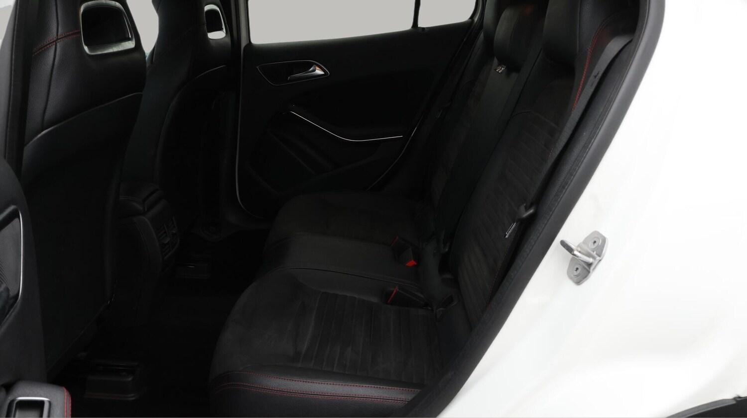 Used Mercedes-Benz GLA 2018 for sale - 76002089: Photo 17