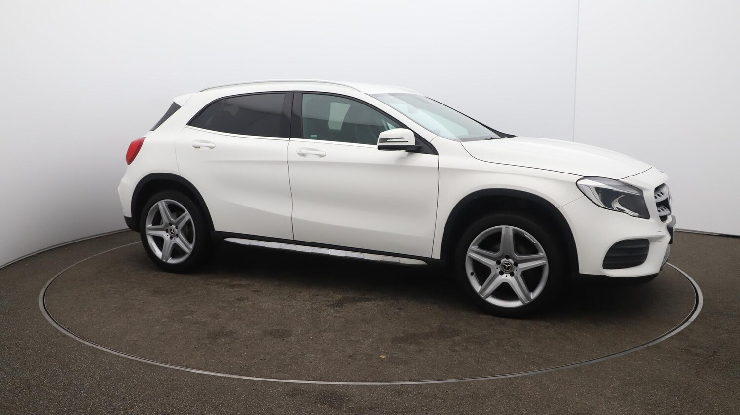 Used Mercedes-Benz GLA 2018 for sale - 76002089: Photo 45