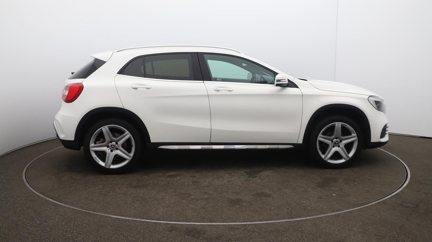 Used Mercedes-Benz GLA 2018 for sale - 76002089: Photo 49