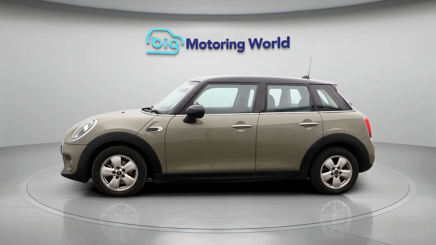 Used MINI Hatch 2019 for sale - 77619682: Photo 4