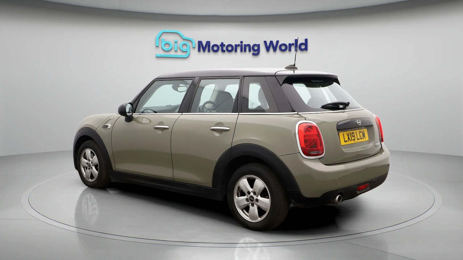 Used MINI Hatch 2019 for sale - 77619682: Photo 5