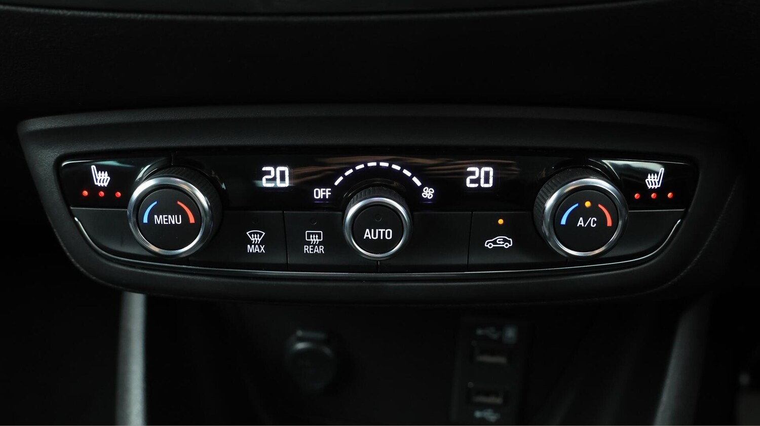 Used Vauxhall Crossland 2023 for sale - 76083855: Photo 13