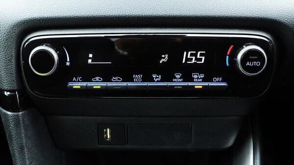 Used Toyota Yaris 2020 for sale - 76251402: Photo 17