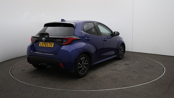 Used Toyota Yaris 2020 for sale - 76251402: Photo 49