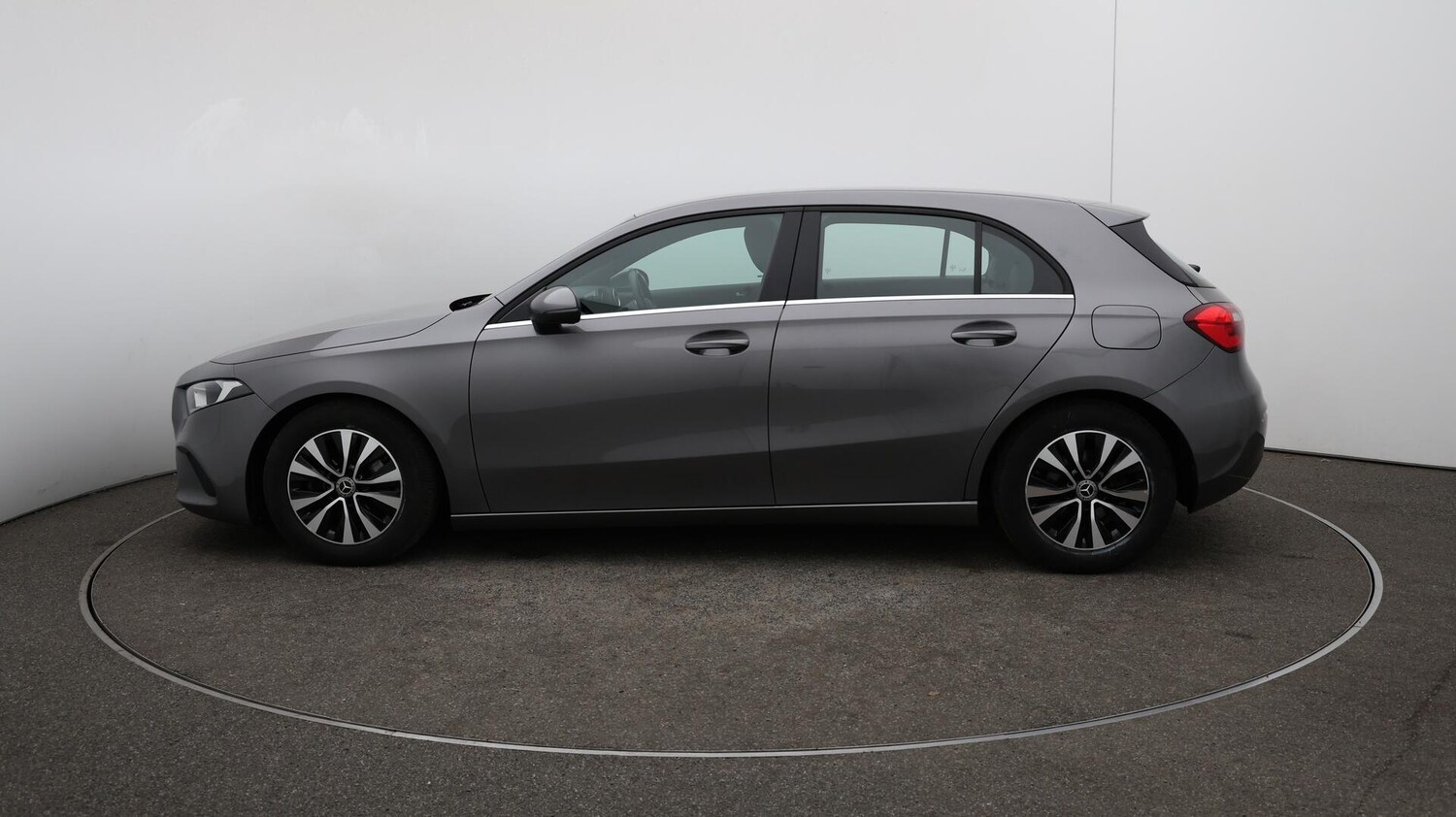 Used Mercedes-Benz A-Class 2021 for sale - 76122532: Photo 65