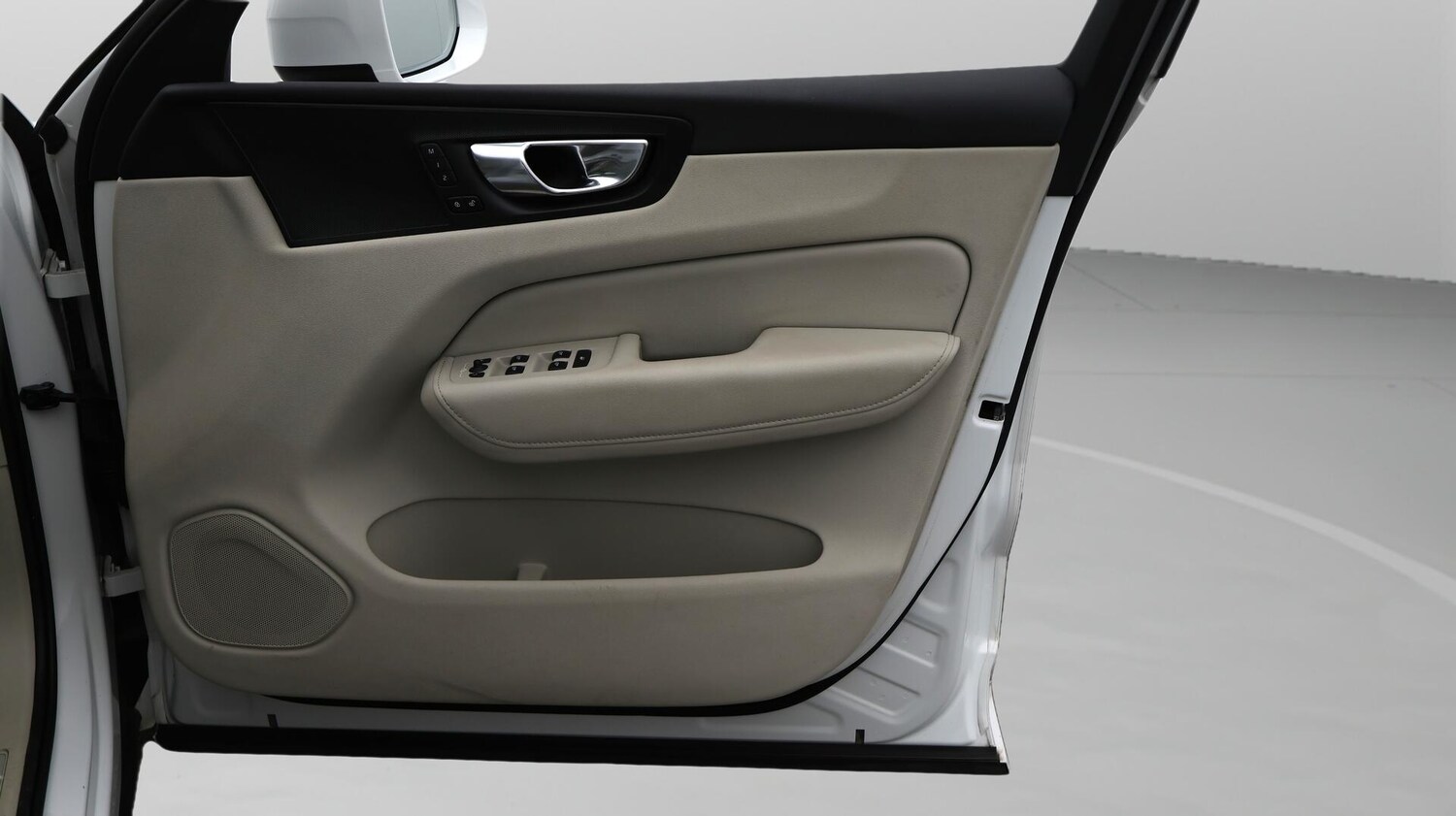 Used Volvo XC60 2020 for sale - 76688768: Photo 16