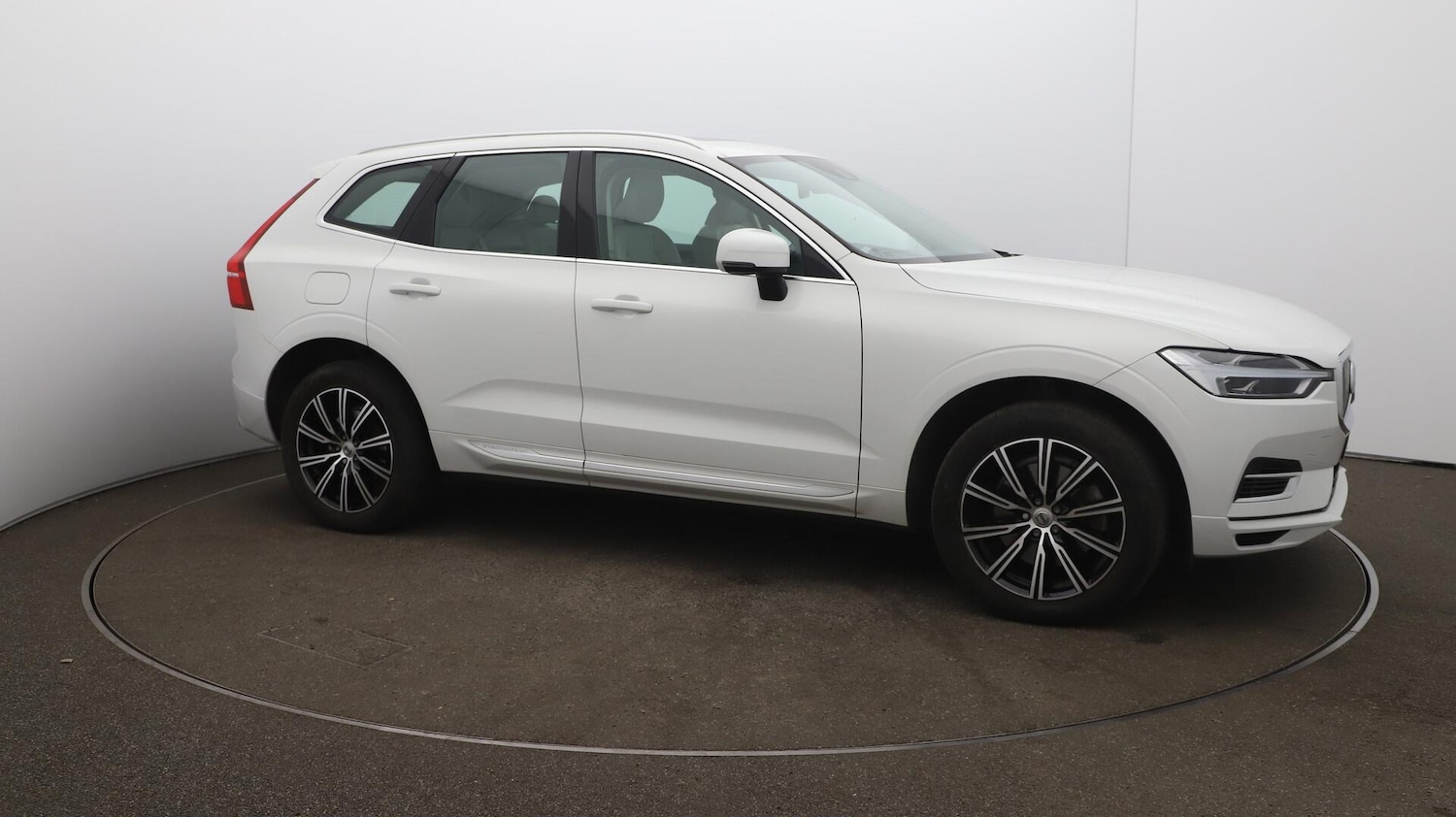 Used Volvo XC60 2020 for sale - 76688768: Photo 48