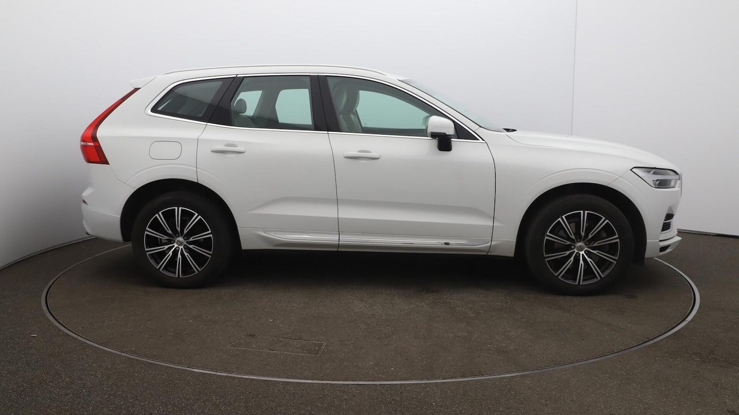 Used Volvo XC60 2020 for sale - 76688768: Photo 51