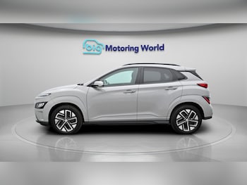 Used Hyundai KONA 2021 for sale - 77984990: Photo