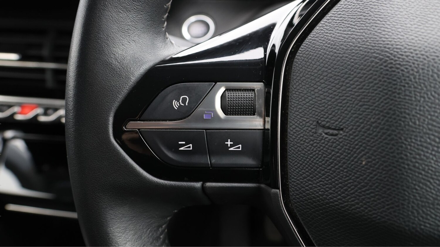 Used Peugeot 2008 for sale - 77871845: Photo 20